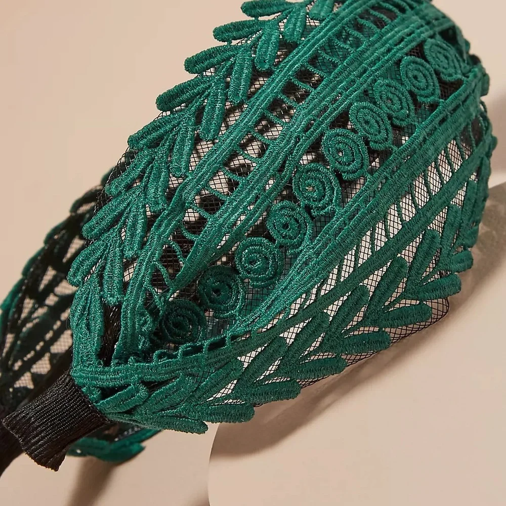 New🌟Anthropologie- Ariela Lace Headband-Grey